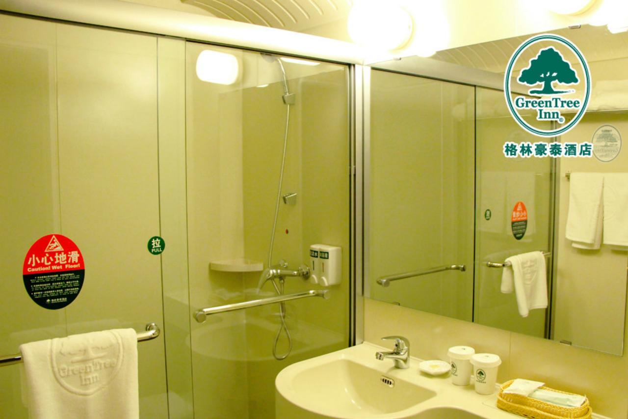 Greentree Inn Shanghai Hongqiao Metro Station Express Hotel Luaran gambar